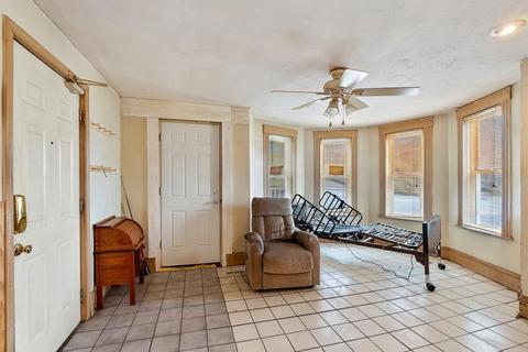 39 Everard St, Worcester, MA 01605 photo 5