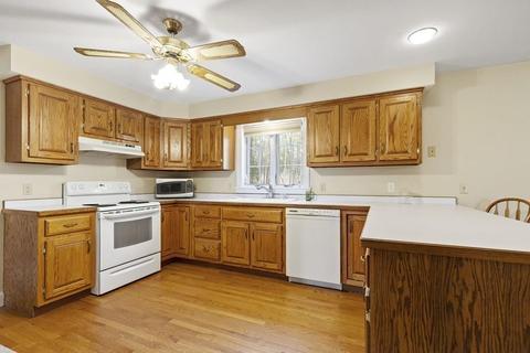 22 Deer Run Rd, North Hampton, NH 03862 photo 8