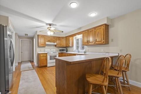 22 Deer Run Rd, North Hampton, NH 03862 photo 9