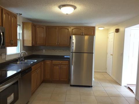 78 Crest Cir, Worcester, MA 01603 photo 13