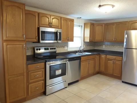78 Crest Cir, Worcester, MA 01603 photo 12