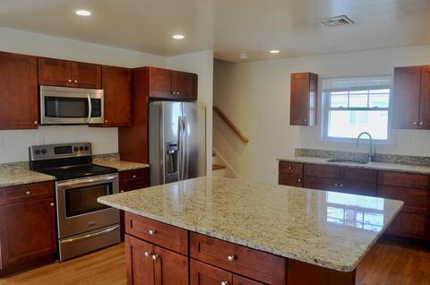 111 Eastern Ave, Lynn, MA 01902 photo 3