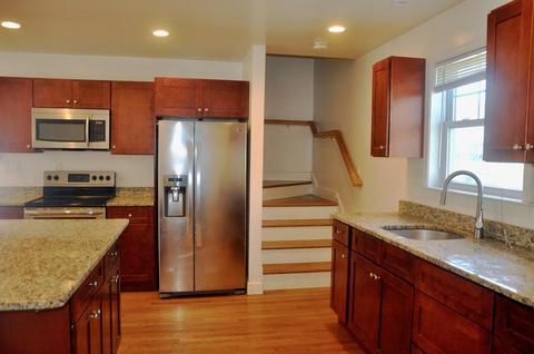 111 Eastern Ave, Lynn, MA 01902 photo 4