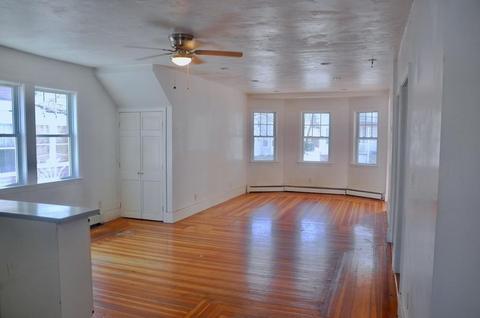 111 Eastern Ave, Lynn, MA 01902 photo 5