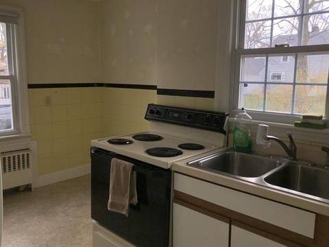 112 Lancaster St, Springfield, MA 01118 photo 5