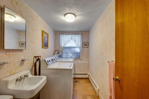 75 N Hill Ave, Needham, MA 02492 photo 24
