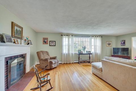 75 N Hill Ave, Needham, MA 02492 photo 6