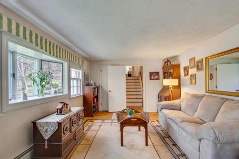 75 N Hill Ave, Needham, MA 02492 photo 15