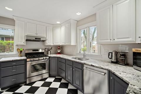 849 Dickinson St, Springfield, MA 01108 photo 7