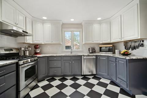 849 Dickinson St, Springfield, MA 01108 photo 6
