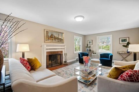849 Dickinson St, Springfield, MA 01108 photo 11