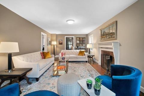 849 Dickinson St, Springfield, MA 01108 photo 9