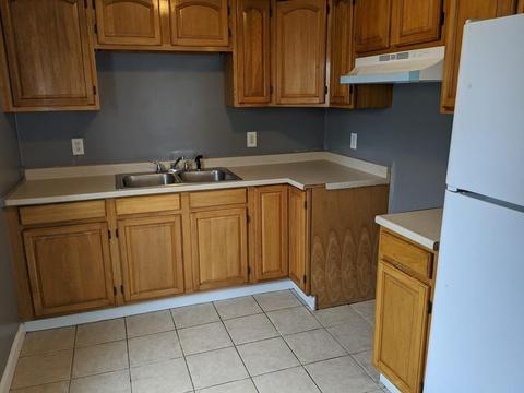 655 Grinnell St, Fall River, MA 02721 photo 7