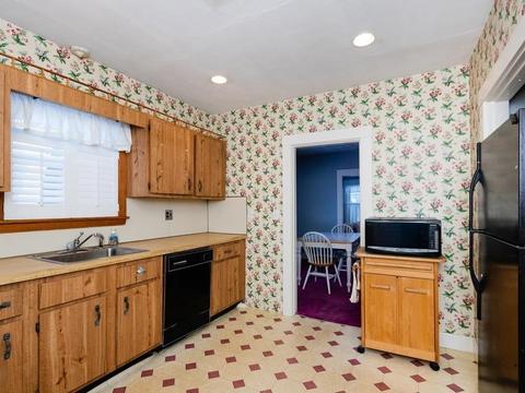 31 Arrowhead Ln, Dedham, MA 02026 photo 4