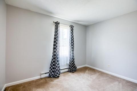 52 Aspen Rd, Springfield, MA 01128 photo 16