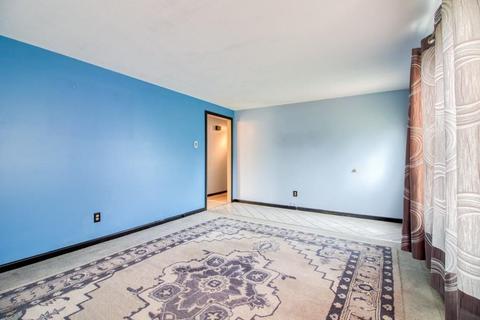 52 Aspen Rd, Springfield, MA 01128 photo 13