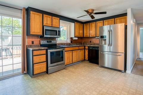 52 Aspen Rd, Springfield, MA 01128 photo 6