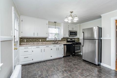29 Eddy St, Springfield, MA 01104 photo 3