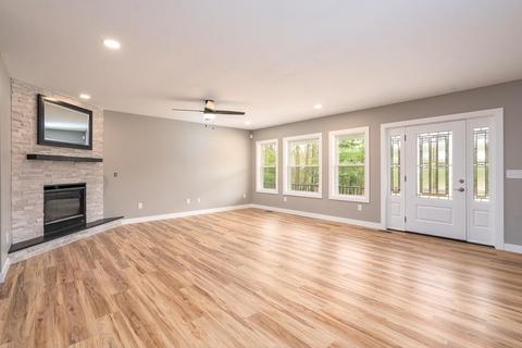 71 Division St, Easthampton, MA 01027 photo 16