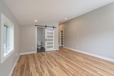 71 Division St, Easthampton, MA 01027 photo 30