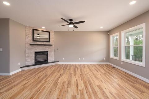 71 Division St, Easthampton, MA 01027 photo 17