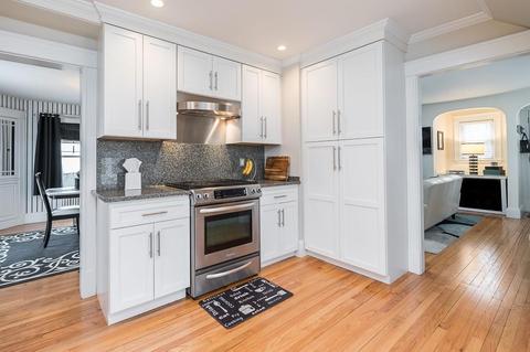 11 Blake St, Beverly, MA 01915 photo 8