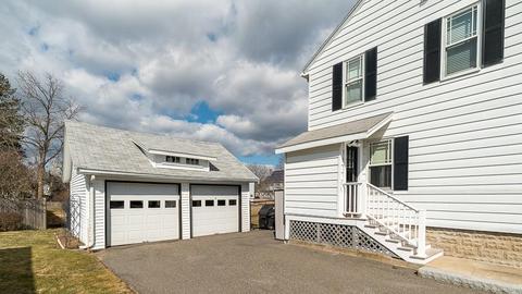 11 Blake St, Beverly, MA 01915 photo 25