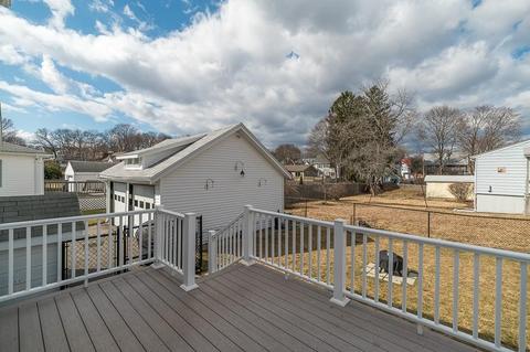 11 Blake St, Beverly, MA 01915 photo 30