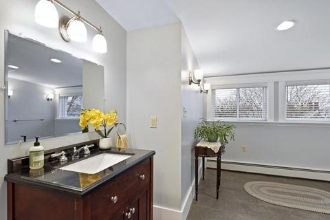 25 Exchange St, Gloucester, MA 01930 photo 18