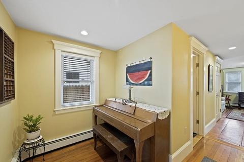 25 Exchange St, Gloucester, MA 01930 photo 9