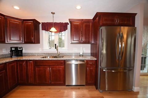 44 Brookside Dr, Hanson, MA 02341 photo 9