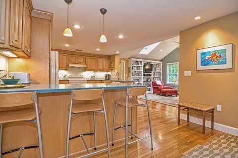 49 Pond St, Needham, MA 02492 photo 5