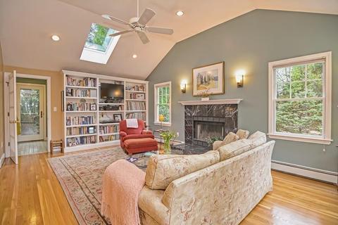 49 Pond St, Needham, MA 02492 photo 8