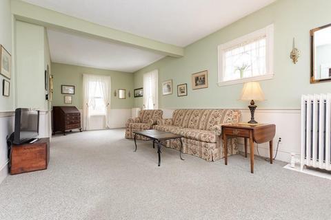 14 Summer St, Beverly, MA 01915 photo 4