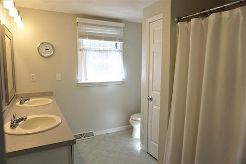 16 Bicknell Dr, Mendon, MA 01756 photo 31