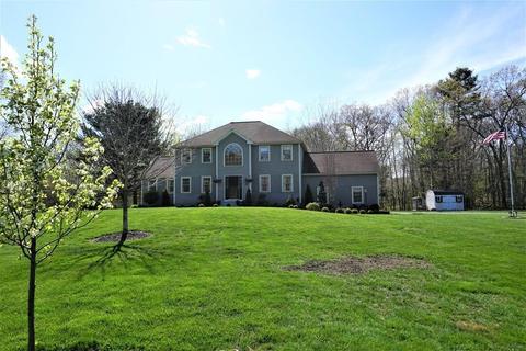 16 Bicknell Dr, Mendon, MA 01756 photo 2