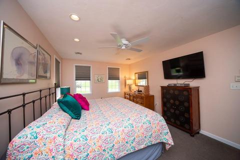 16 Cadman Rd, Mendon, MA 01756 photo 28