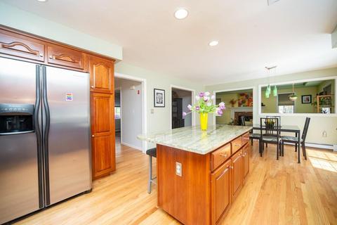 16 Cadman Rd, Mendon, MA 01756 photo 7