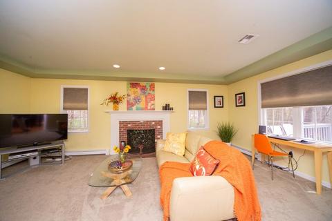 16 Cadman Rd, Mendon, MA 01756 photo 14