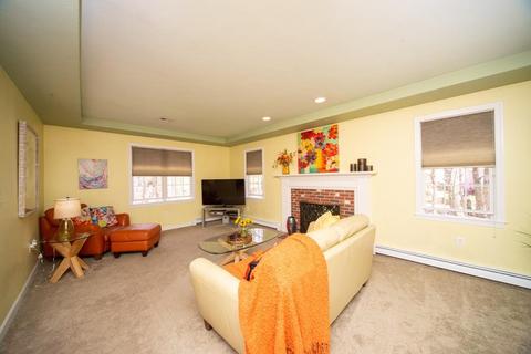 16 Cadman Rd, Mendon, MA 01756 photo 13
