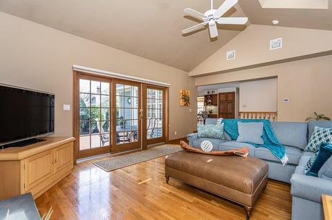 43 Fairchild Dr, Reading, MA 01867 photo 9