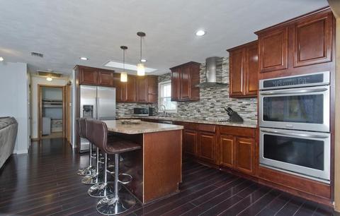 130 Woodcrest Rd, Springfield, MA 01129 photo 5