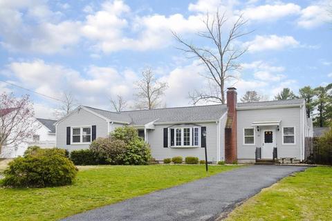 130 Woodcrest Rd, Springfield, MA 01129 photo 1