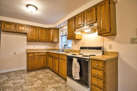 43 Webber Rd, Brookfield, MA 01506 photo 4