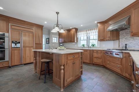 160 Crescent St, Stow, MA 01775 photo 6