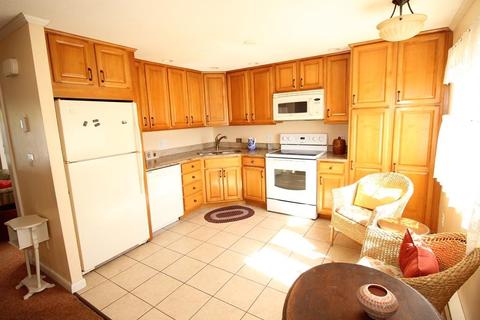 7 Warebrook Vlg, Ware, MA 01082 photo 3