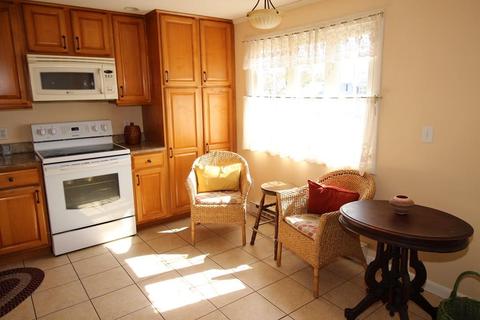 7 Warebrook Vlg, Ware, MA 01082 photo 4