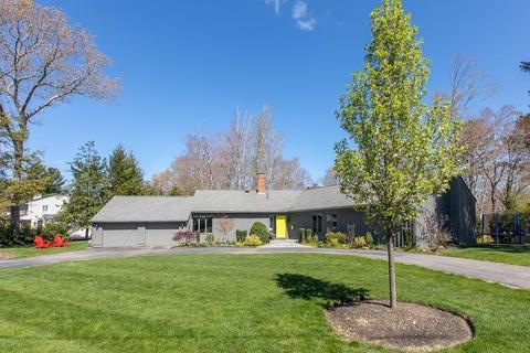 33 Mast Hill Rd, Hingham, MA 02043 photo 1