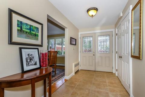 41 Algonquin Rd, Canton, MA 02021 photo 5