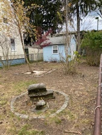 60 Parkside St, Springfield, MA 01104 photo 9